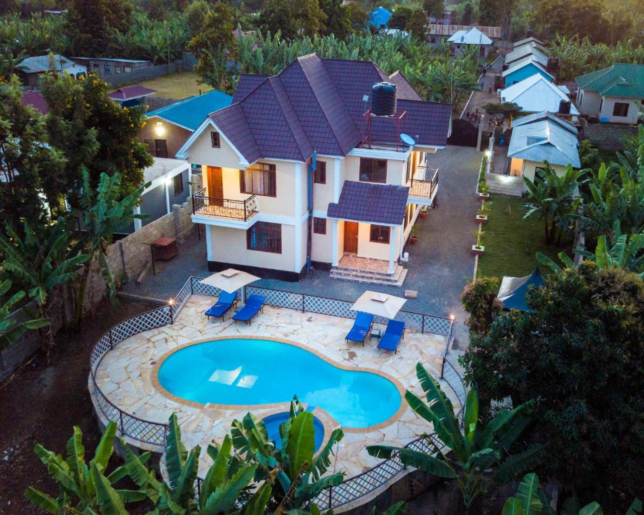 Rayan Apartments & Safaris Arusha Luaran gambar